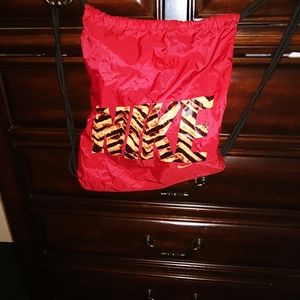 Nike drawstring bag